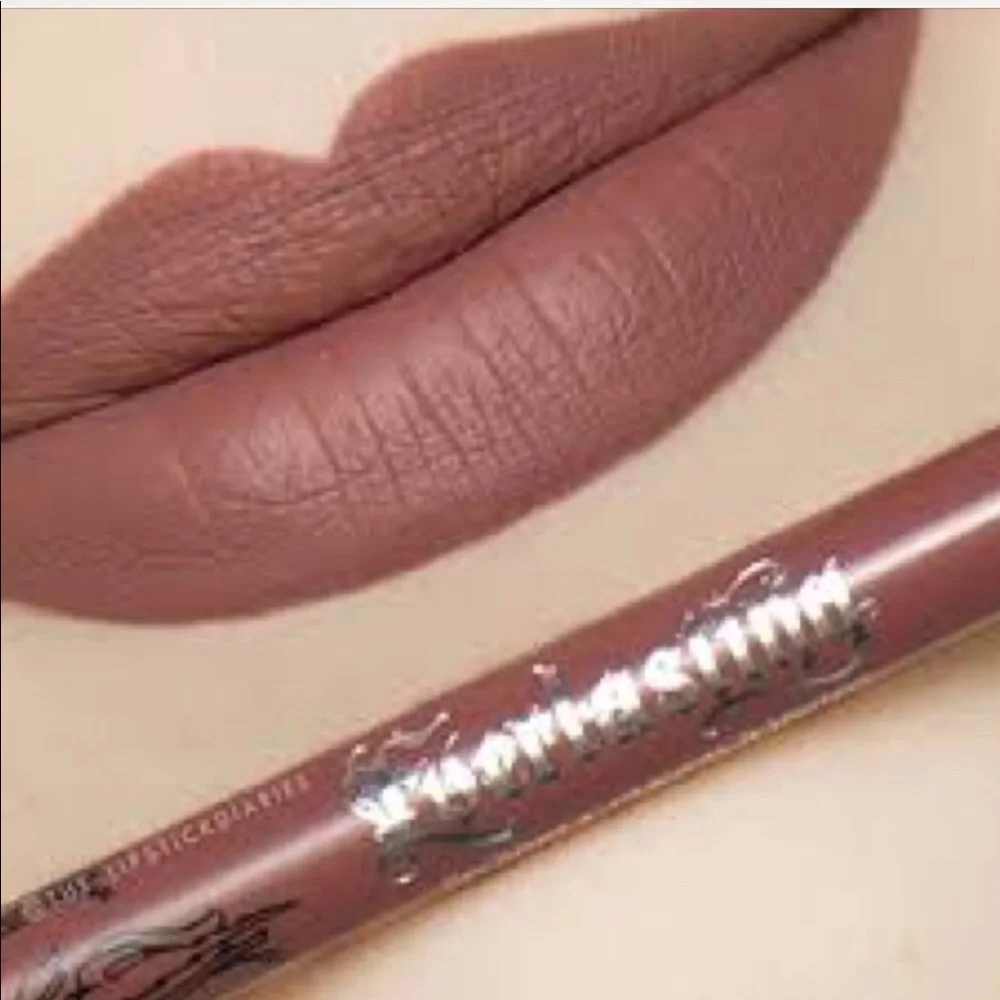 🧚‍♀️LOLITA Kat Von D RARE Lip Liner NWT